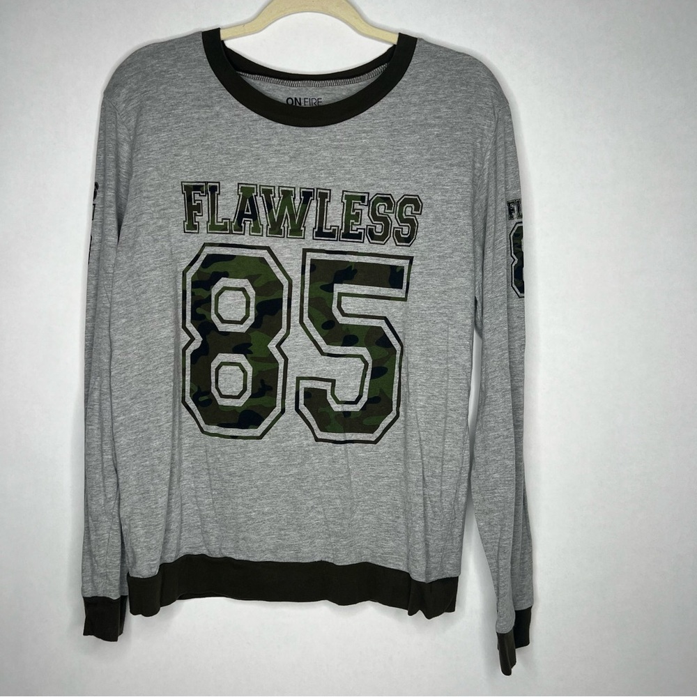 On Fire Flawless Long Sleeve T-shirt XL Camoflauge Green Gray Tee Birthday‎ 1985